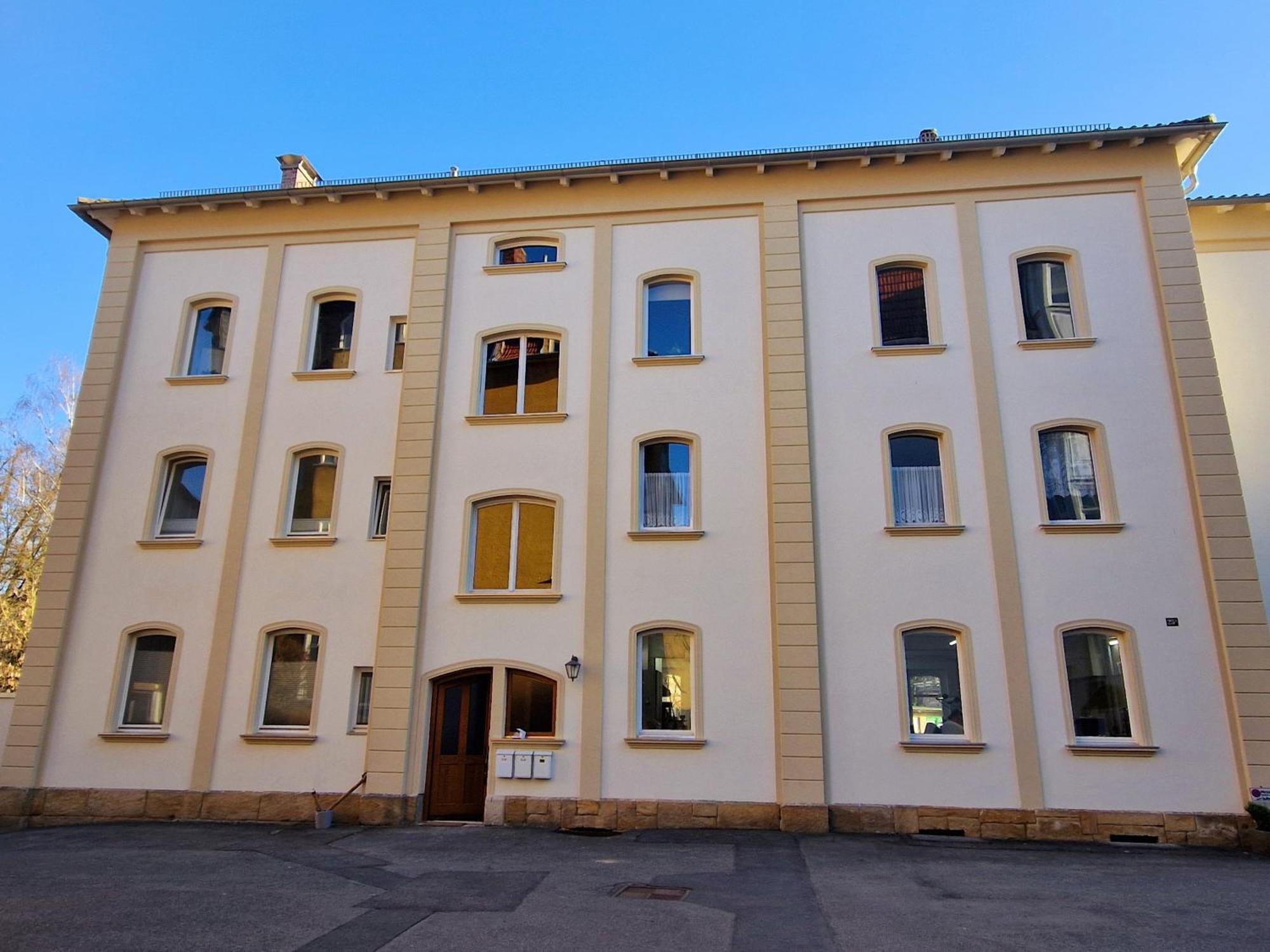 Grosse 3-Zimmer Wohnung - Zentral-Coburg - Kostenloser Parkplatz Exterior foto